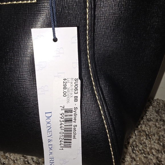 Dooney & Bourke Sydney Satchel - Picture 4 of 5
